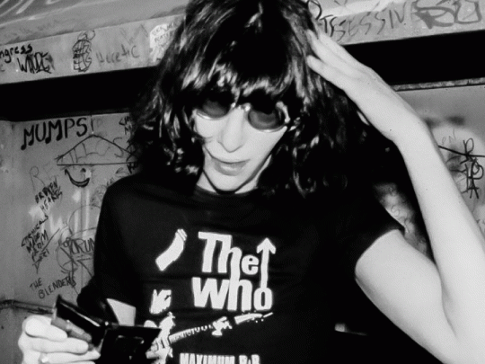 A 25 años de la muerte de Joey Ramone: el gigante que hizo del punk un refugio