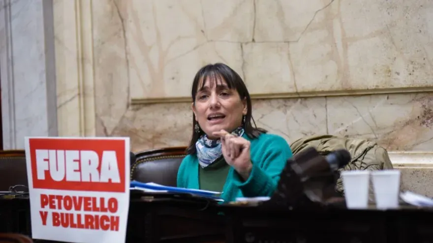 Romina Del Plá: “La reforma laboral no tiene nada de moderno, nos lleva a
retroceder 150 años”