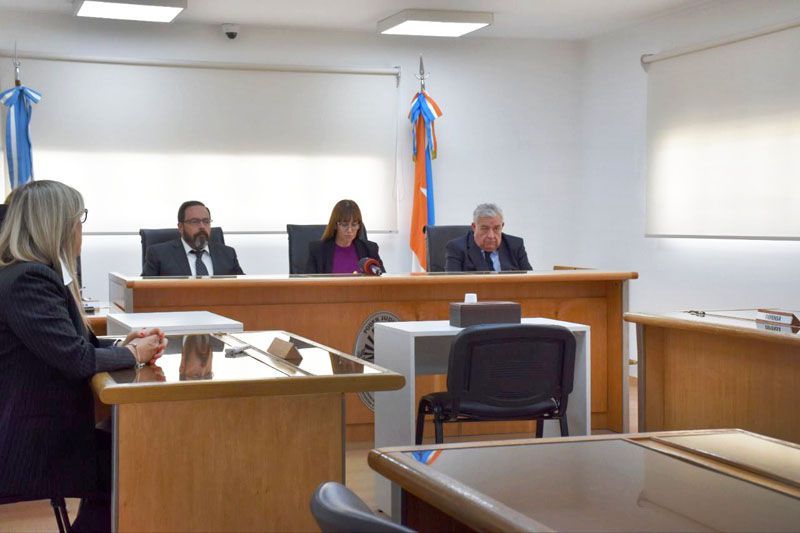 4 años y medio de prisión a un hombre por distribuir material sexual infantil