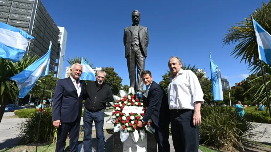 Homenaje a Raúl Alfonsín revela grietas en la Unión Cívica Radical