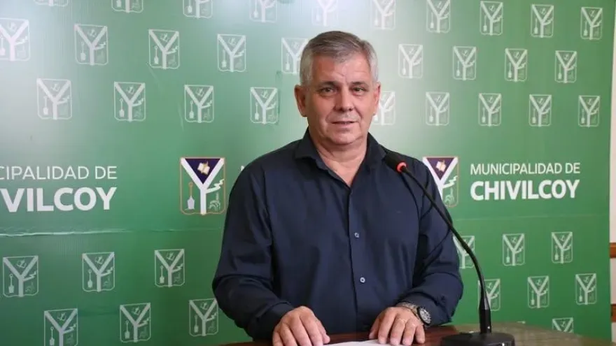 Guillermo Britos casi le regala 14 cuadras de asfalto a Panamet SRL y Ikau SA