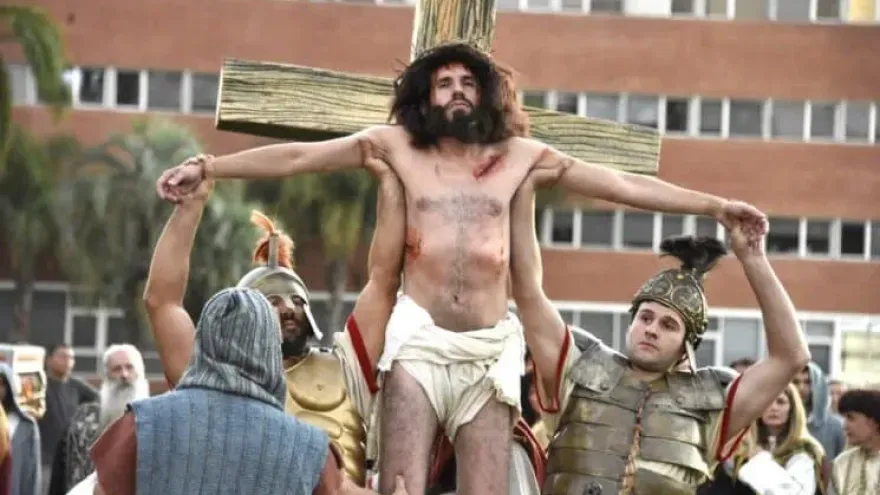 Malvinas Argentinas inicia Semana Santa con el Vía Crucis Viviente