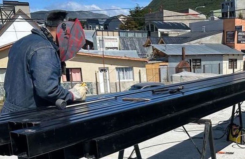 Se achica el sector: en un año cerraron 15 constructoras