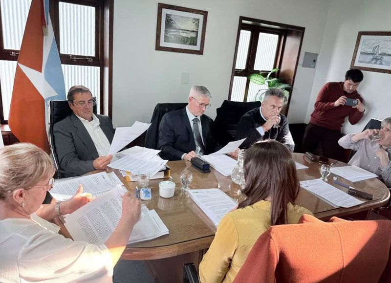 Pagano detalló tensiones y nuevo jury contra Löffler