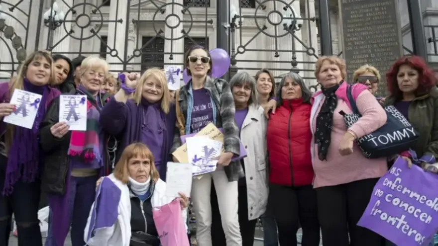 Sensibilización Central Argentina: "No estamos incluidas en el plan médico
obligatorio"