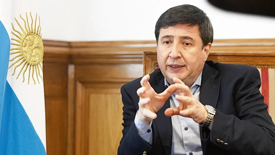 Daniel Arroyo: “El endeudamiento es el núcleo del problema social en Argentina”