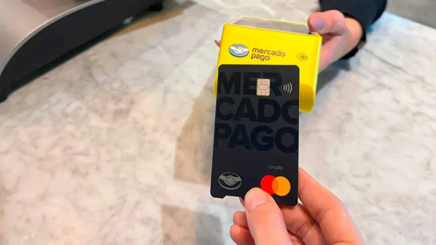 “La pérdida de poder adquisitivo empuja a las familias al endeudamiento con
crédito”