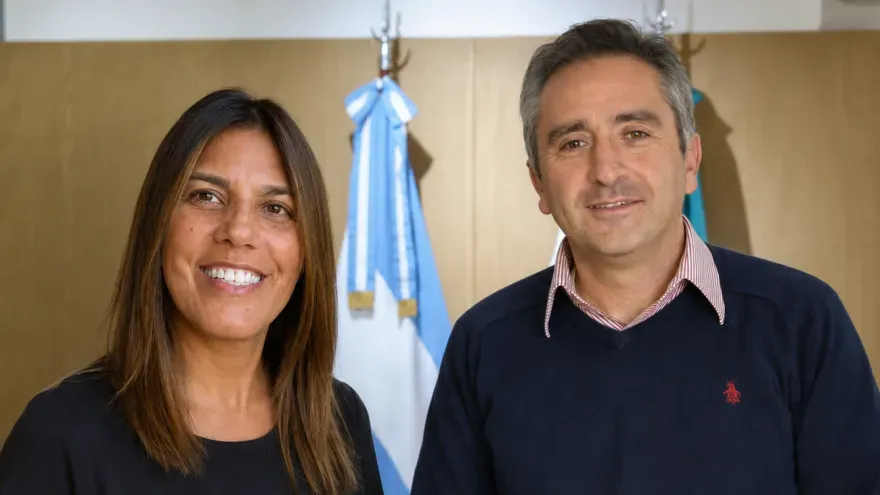 Andrés Larroque podría adjudicar hasta 10.000 millones a empresa vinculada al
sciolismo