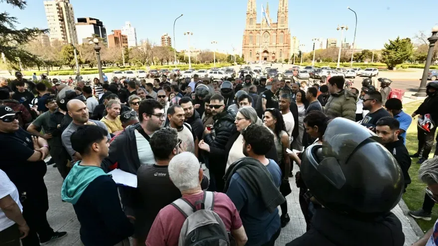 La Plata: conductores de apps piden "frenar los controles por 120 días”
