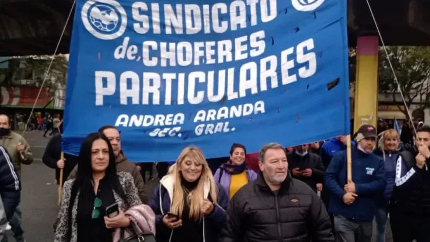 “La falta de regulación en las aplicaciones genera anarquía entre los
trabajadores”