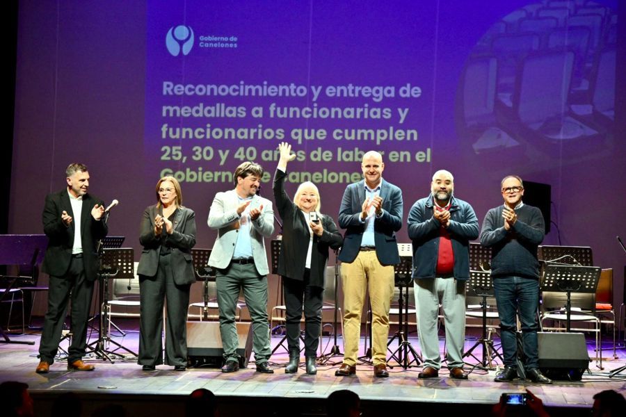 Gobierno de Canelones reconoció a funcionarios municipales por su labor