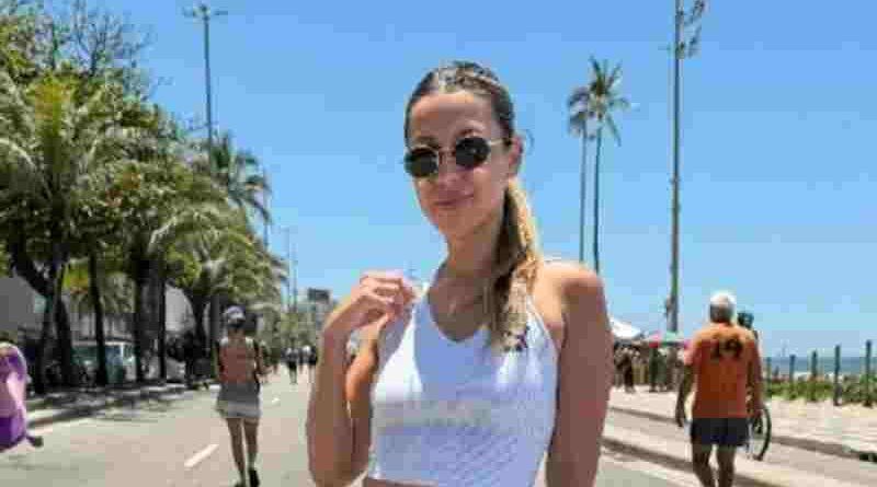 Agostina Páez, la abogado argentina detenida en Brasil, continúa con tobillera y a la espera de una decisión