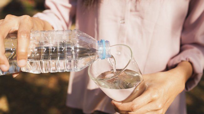 Cualquier agua es potable: el innovador invento que podés llevar en la mochila y puede cambiar la vida de millones