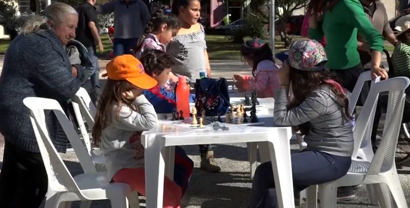Comienza a delinearse un plan de trabajo para apoyar la práctica de ajedrez en el departamento