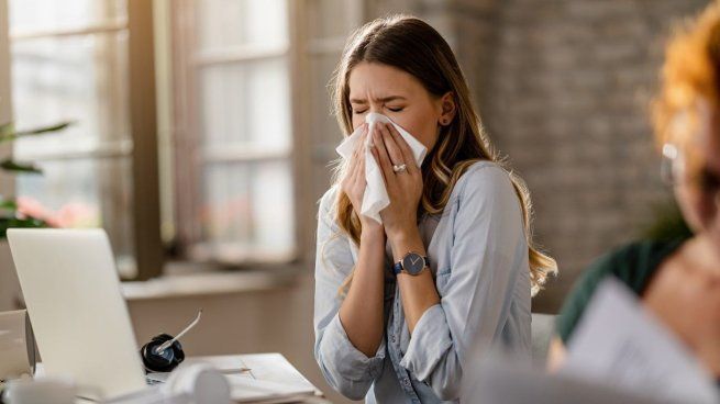 Por qué aparece la "alergia de otoño" y como diferenciarla de un resfriado común