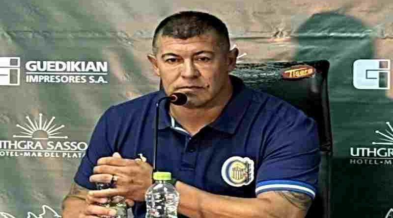 Almirón y la mitad del vaso lleno: “veo al equipo entero y luchando”
