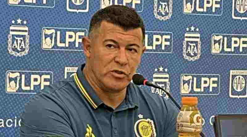 Almirón tras el éxito ante Estudiantes de Rio Cuarto: “Pudimos haber terminado el partido mucho más holgados”