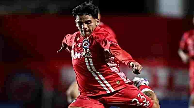 Argentinos Juniors se llevó el clásico ante Platense en la última jugada