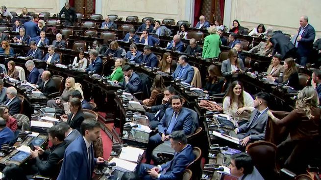 La reforma que prometía empleo lleva tres meses de caída