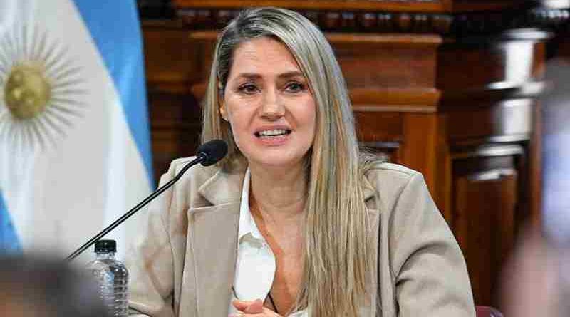 Carolina Losada anticipa que los 10 senadores radicales apoyarán a Michelli como jueza