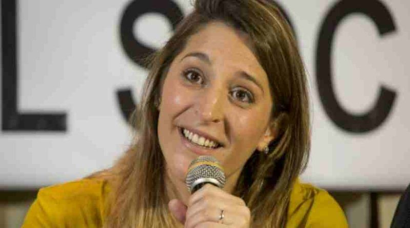 Castañeira repudió la quita de acreditaciones a periodistas en Casa Rosada