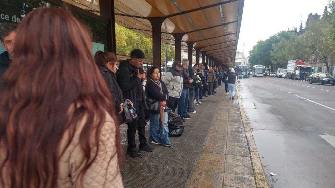 Con el dato de la inflación de abril, cuánto aumentará el transporte público en el AMBA durante junio