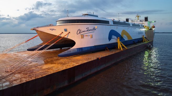 El ferry 100% eléctrico de Buquebus ya está en el Río de la Plata: cuánto costó y cómo funcionará