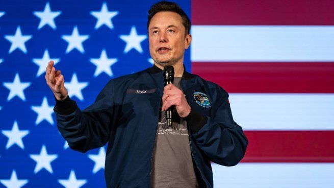Los millones de Elon Musk siguen liderando: quiénes son las 3 personas más ricas de toda la historia