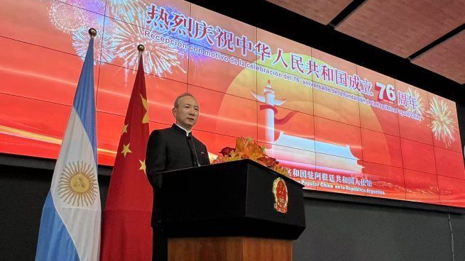 China apuntó contra Peter Lamelas y rechazó las acusaciones sobre su tecnología en Argentina