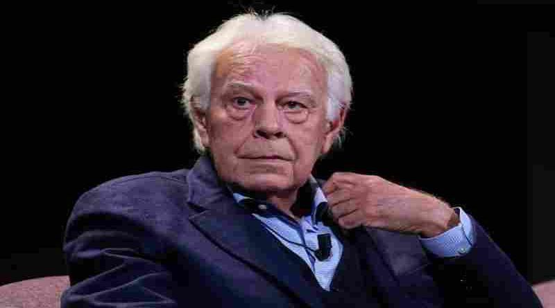 Felipe González pide a Pedro Sánchez que adelante las elecciones a 2026 por denuncias de corrupción