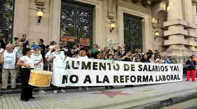 El Fresu presenta en Rosario un dossier bajo la consigna “salario para poder vivir”