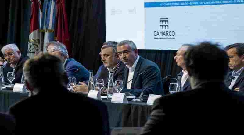 Javkin participó de la apertura del 147° Consejo Federal de la Cámara Argentina de la Construcción