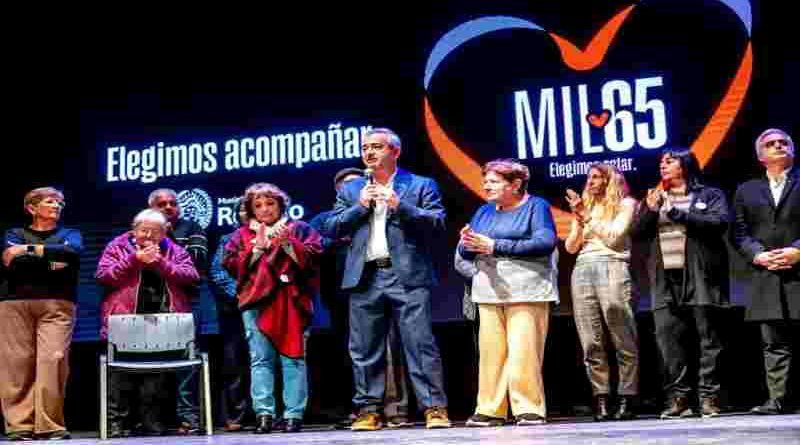 Javkin presentó “Mil65”, una política pública para cuidar más y mejor