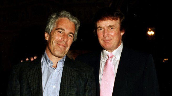 Rechazan una demanda de Donald Trump por u$s10.000 millones contra el Wall Street Journal por el caso Epstein