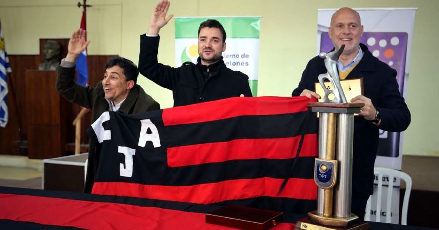 El Club Atlético Juanicó fue homenajeado por consagrarse Campeón del Interior Div. B