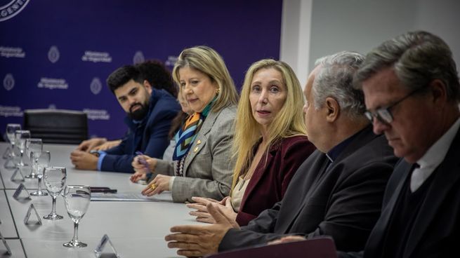 Karina Milei habló tras la reunión por la visita de León XIV y aseguró que "el Papa es de todos los argentinos"