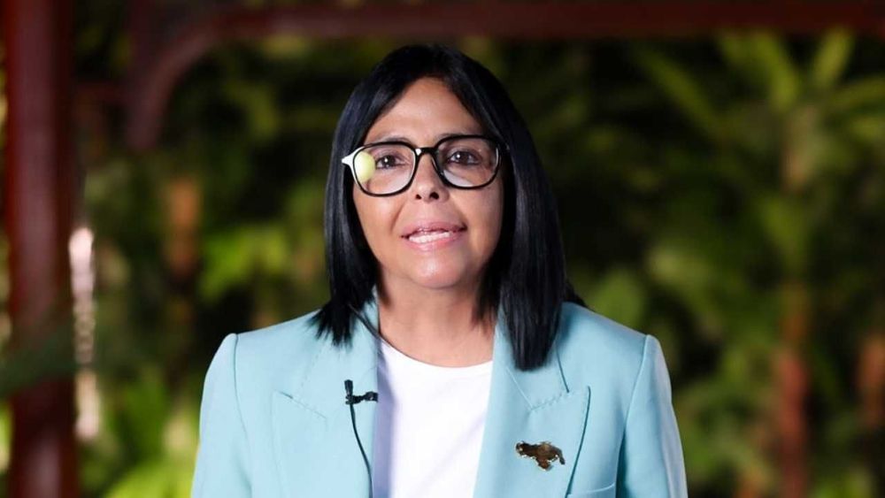 Delcy Rodríguez le entregó en bandeja de plata el 20% de su petróleo a Donald Trump