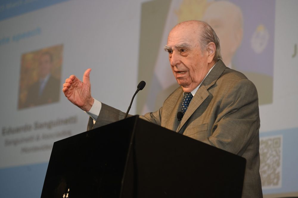 Sanguinetti disertó en la conferencia de la International Bar Association (IBA) en Punta del Este