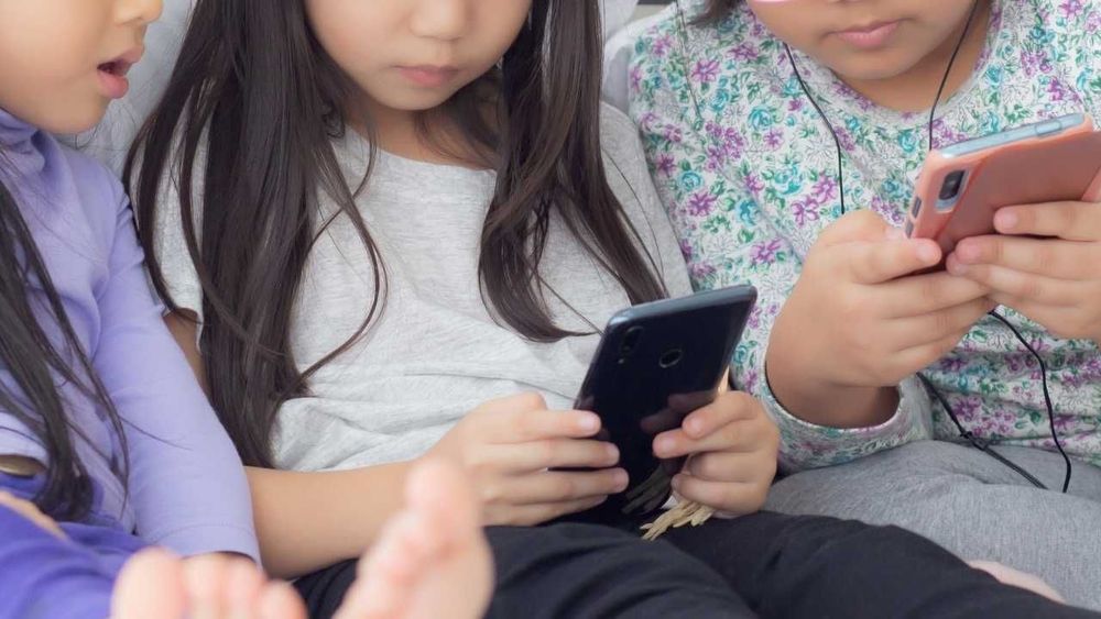 Ciudad de Buenos Aires instalará la IA obligatoria en primaria: el programa fue cocreado con Google