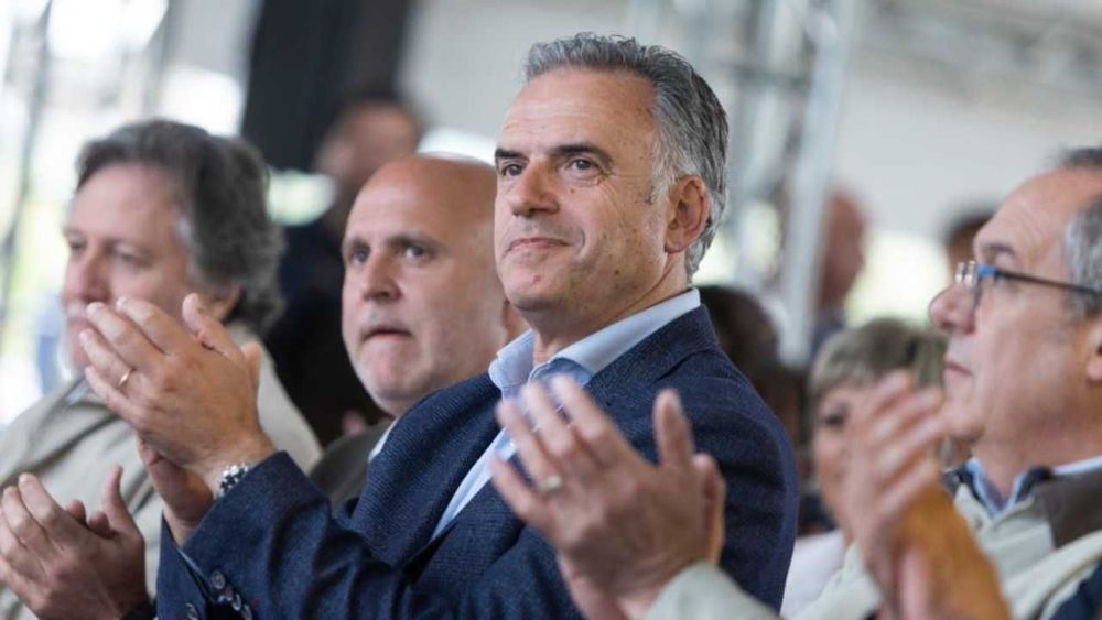 El gobierno propondrá al Parlamento bajar la edad jubilatoria a 60 años
