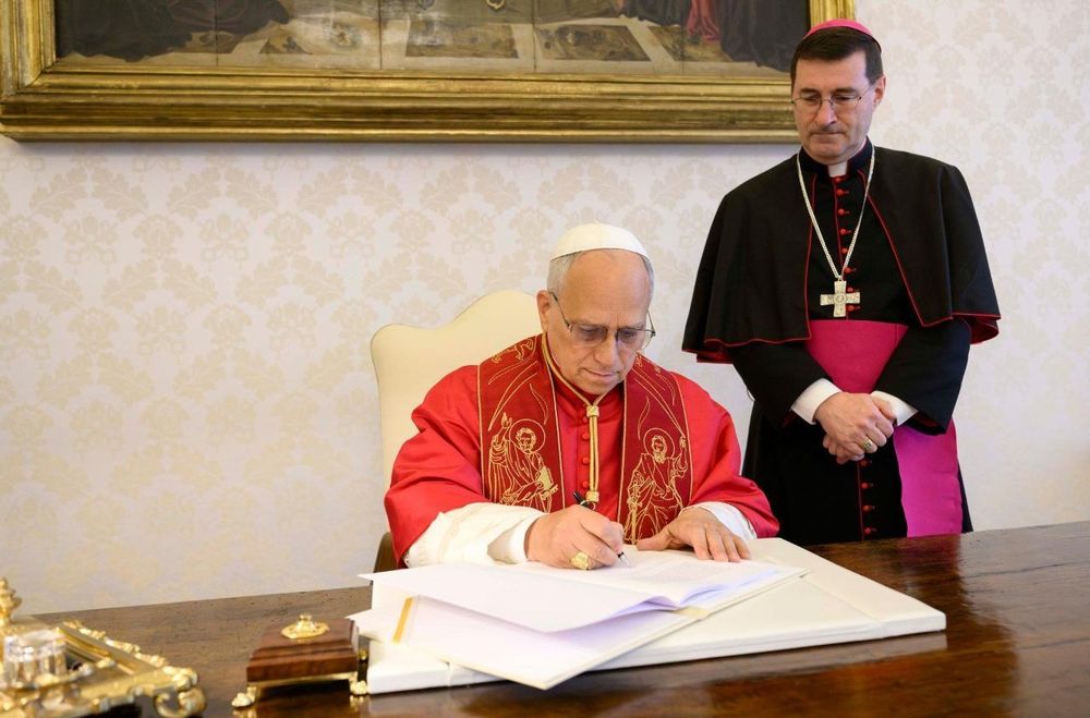 El Papa León XIV exige marcos legales para la IA en su primera encíclica
