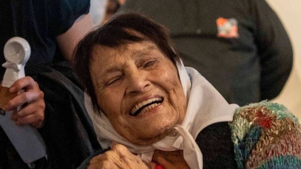 Falleció Tati Almeida, histórica líder de Madres de Plaza de Mayo