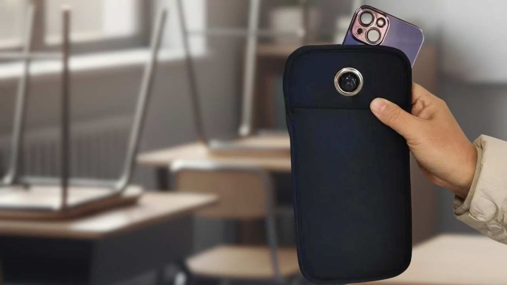 Llegan a Uruguay fundas para limitar uso de teléfonos en horarios escolar: se probará en un colegio