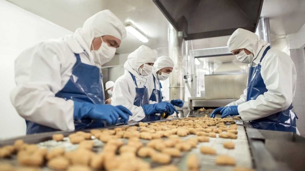 Desempleo se mantiene en 7,0% en julio y afecta con mayor intensidad a mujeres y jóvenes, según el INE