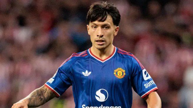Lisandro Martínez criticó a la dirigencia del Manchester United y Wayne Rooney salió al cruce