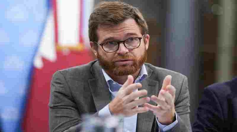 Para Massot, sostener a funcionarios cuestionados revela un Gobierno “amoral” y expone a Milei
