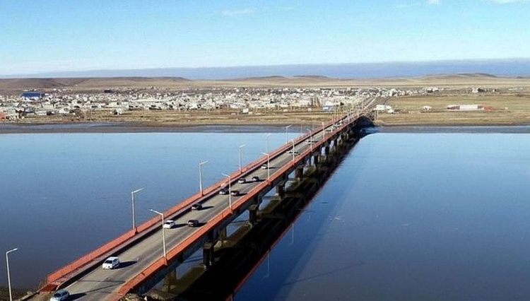 Un policía rescató a una mujer que se arrojó al río Grande