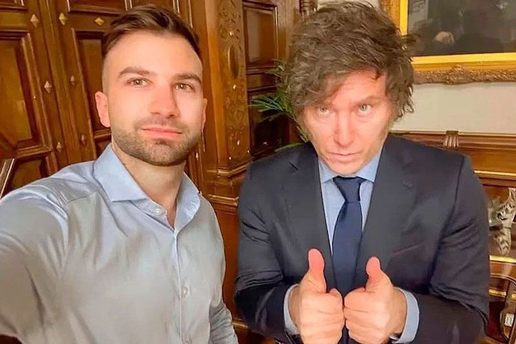 Novelli pidió invalidar el análisis de su celular