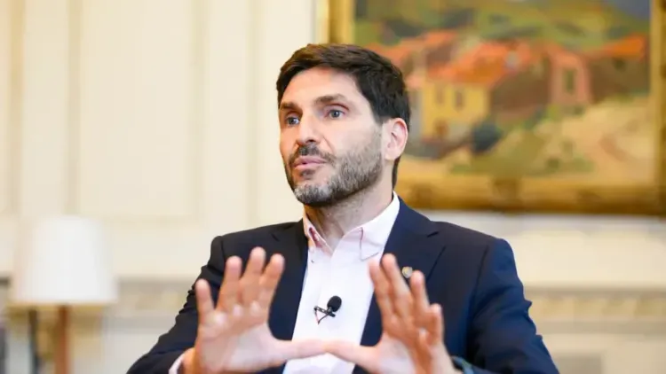 Santa Fe amortigua la caída del empleo con obra pública y reactivación económica
