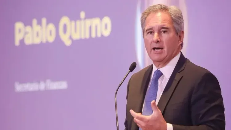 Malvinas: Polémica por la reacción de Pablo Quirno a mensajes de isleños en
redes